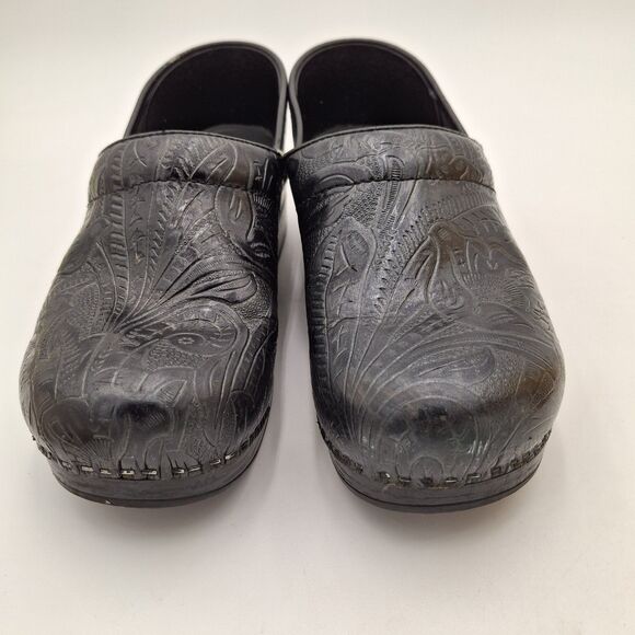 Dansco Professional Tooled Floral Clog Nursing EU-41  US 10.5 - 11 - Picture 3 of 16